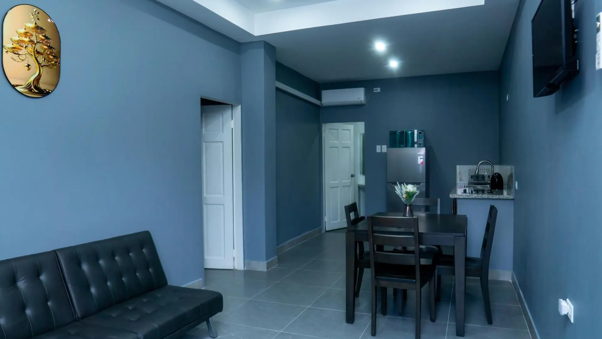 Hotel The Blue Mirage San Juan Trynidad i Tobago
